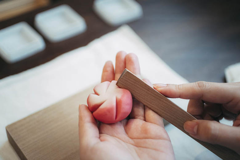 銀座風月堂 お弁当付きの季節の和菓子作り体験