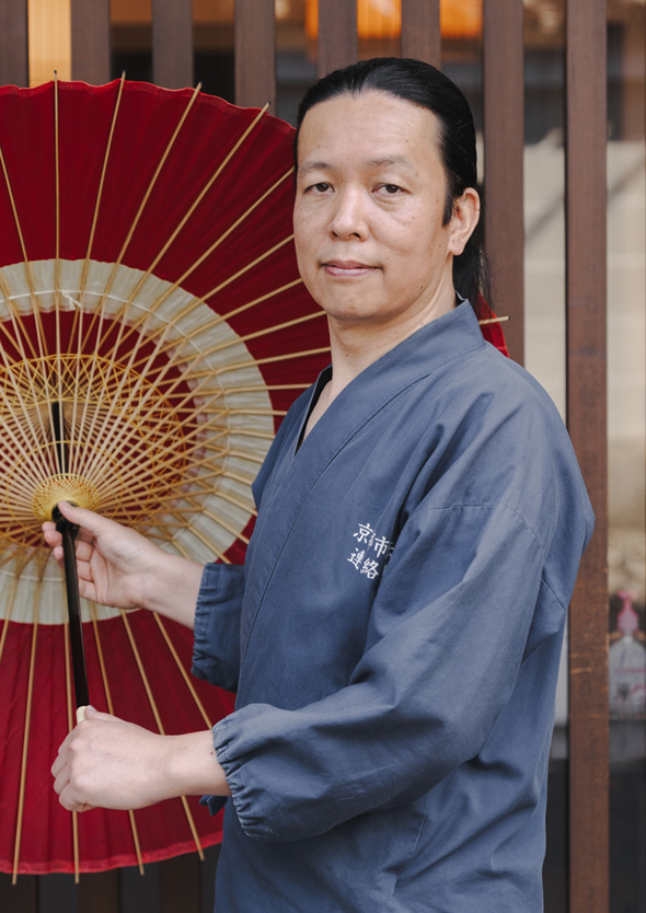 千年以上続く革新の結晶。心身華やぐ京和傘の世界へ。