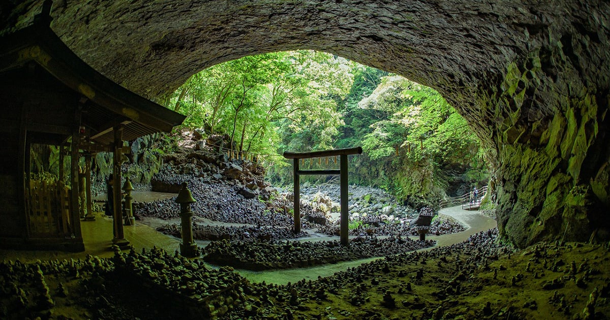 ◇◇巡礼日本の神様 日本神話の聖地 総本社30◇◇黄泉国 公式 天岩戸神社 天孫降臨 高千穂神社 八百万の神々 出雲大社 大国主命 素盞嗚尊 修験道